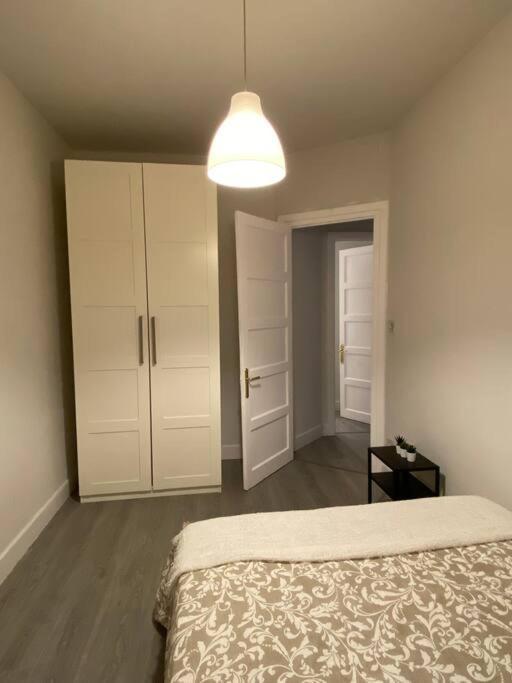 Centrico Y Moderno Apartamento En Bilbao Luaran gambar